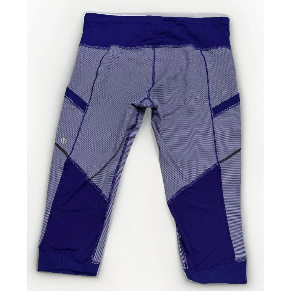 Lululemon Run For Fun Crop Bruised Berry Wee Stripe Sz 8 RARE Purple Pockets‎